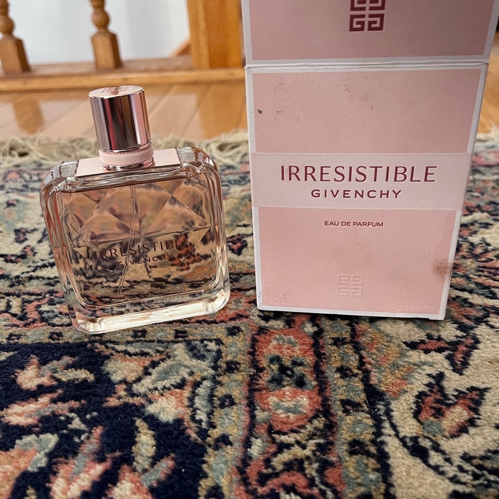 Irresistible givenchy